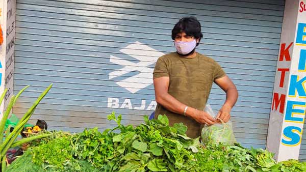 Comedian Raghu Started His Own Liquor Shop In Andhra Pradesh