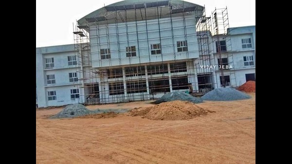 ನಂಬರ್ ಒನ್ ಸ್ಥಾನಕ್ಕೆ ವಿಜಯ್ ವರ್ಸಸ್ ಸೂರ್ಯ 