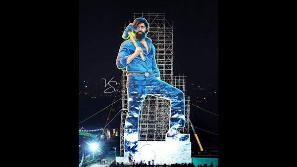 ಗಡಿ ಆಚೆಗೂ ಇದೆ ಯಶ್ ಅಭಿಮಾನಿ ಬಳಗ! ಗಡಿ ಆಚೆಗೂ ಇದೆ ಯಶ್ ಅಭಿಮಾನಿ ಬಳಗ!