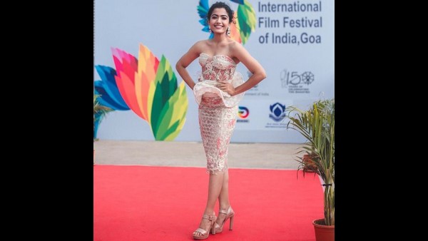 ಬಿಕಿನಿ ಇಂದ ದೂರ ಉಳಿದ ರಶ್ಮಿಕಾ ಮಂದಣ್ಣ! 