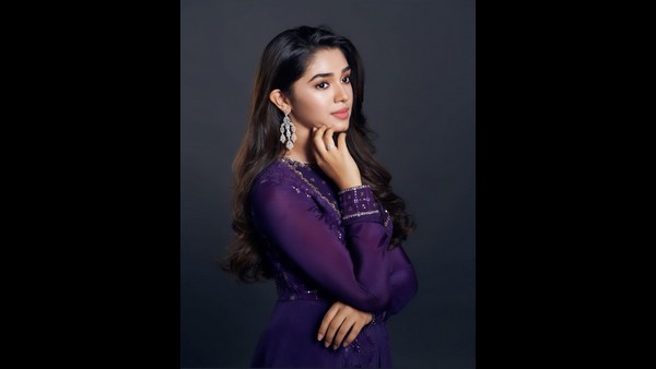 ನಯವಾಗಿಯೇ ಚಿತ್ರಗಳನ್ನು ತಿರಸ್ಕರಿಸುವ ನಟಿ ಕೃತಿ ಶೆಟ್ಟಿ! ನಯವಾಗಿಯೇ ಚಿತ್ರಗಳನ್ನು ತಿರಸ್ಕರಿಸುವ ನಟಿ ಕೃತಿ ಶೆಟ್ಟಿ!