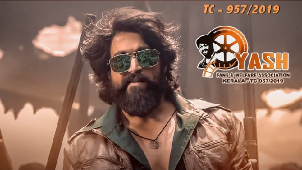 ತಿಂಗಳಿಗೂ ಮೊದಲೇ 'ಕೆಜಿಎಫ್ 2' ಟಿಕೆಟ್ಗೆ ಬೇಡಿಕೆ! ತಿಂಗಳಿಗೂ ಮೊದಲೇ 'ಕೆಜಿಎಫ್ 2' ಟಿಕೆಟ್ಗೆ ಬೇಡಿಕೆ!