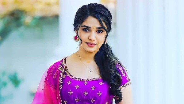 ಪವನ್ ಕಲ್ಯಾನ್ 50, ಕೃತಿಗೆ 18 ವರ್ಷ ವಯಸ್ಸು!