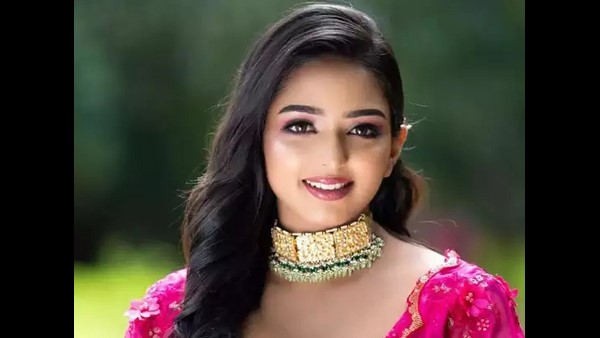 ಇದ್ದ ಕೆಲಸ ಬಿಟ್ಟು ಅಭಿನಯ ಆರಿಸಿಕೊಂಡ ನಟ-ನಟಿಯರು ಇದ್ದ ಕೆಲಸ ಬಿಟ್ಟು ಅಭಿನಯ ಆರಿಸಿಕೊಂಡ ನಟ-ನಟಿಯರು