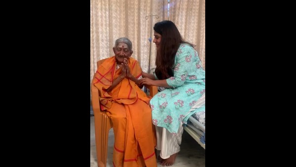 ಅಪ್ಪು ಜೇಮ್ಸ್ ಸಿನಿಮಾಗೆ ವಿಶ್ ಮಾಡಿದ ನಾಗಮ್ಮ ಅಪ್ಪು ಜೇಮ್ಸ್ ಸಿನಿಮಾಗೆ ವಿಶ್ ಮಾಡಿದ ನಾಗಮ್ಮ