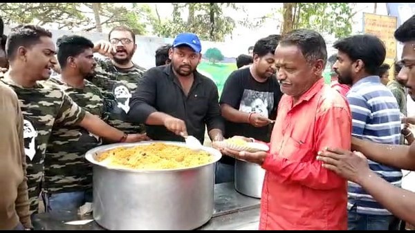 ಹುಟ್ಟುಹಬ್ಬ ಆಚರಿಸಿದ ಅಭಿಮಾನಿಗಳು