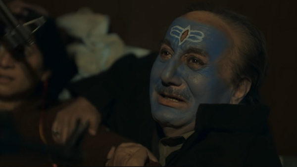  ಗಟ್ಟಿ ನಿರೂಪಣೆಯಿಂದ ಹೇಳಲು ನಿರ್ದೇಶಕರು ಪ್ರಯತ್ನಿಸಬಹುದಿತ್ತು