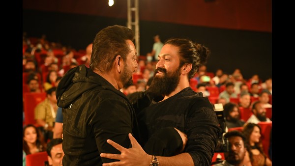 3.50 ಕೋಟಿ ಬೆಲೆಯ ವಾಚ್ ಕಟ್ಟಿದ್ದ ಯಶ್!