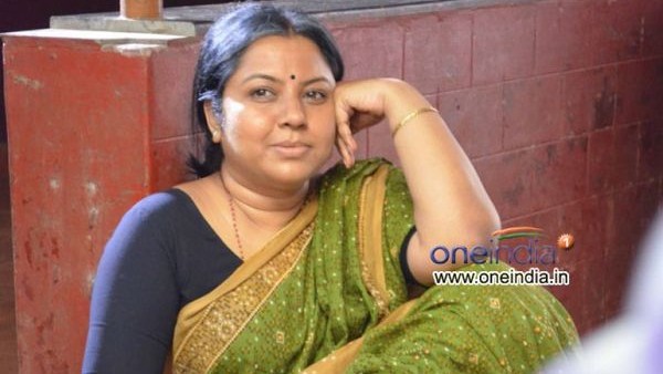 ಕನ್ನಡ ಸಿನಿಮಾಗಳ ಪೋಸ್ಟರ್‌ಗಳನ್ನು ಹಾಕಿರಲಿಲ್ಲ