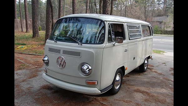 'ಕೆಜಿಎಫ್ 2'ನಲ್ಲಿ ಫೋಕ್ಸ್ವೆಗನ್ ಟಿ 2 ಕ್ಯಾಂಪೆರ್ 'ಕೆಜಿಎಫ್ 2'ನಲ್ಲಿ ಫೋಕ್ಸ್ವೆಗನ್ ಟಿ 2 ಕ್ಯಾಂಪೆರ್