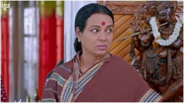 ಸ್ನೇಹಾಳ ಗತ್ತಿಗೆ ಬಂಗಾರಮ್ಮ ಅಸ್ತು 