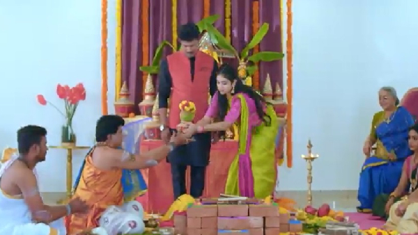 ಭರ್ಜರಿ ಪೂಜೆ ಮಾಡಿಸುತ್ತಿರುವ ಅಜ್ಜಿ