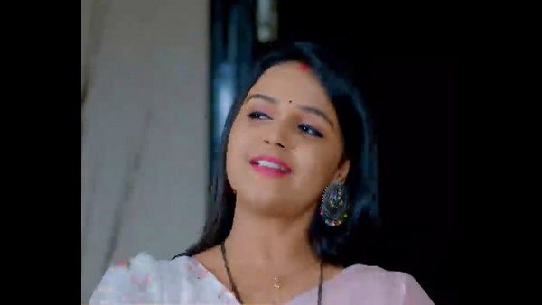 ಹಾಲನ್ನ ಕುಡಿದ ಆರತಿ ಹಾಲನ್ನ ಕುಡಿದ ಆರತಿ