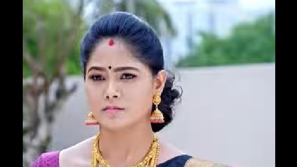 ಅಖಿಲಾಂಡೇಶ್ವರಿ ಬಳಿ ಒಪ್ಪಿಗೆ ಕೇಳಿದ ಪಾರು ಅಖಿಲಾಂಡೇಶ್ವರಿ ಬಳಿ ಒಪ್ಪಿಗೆ ಕೇಳಿದ ಪಾರು
