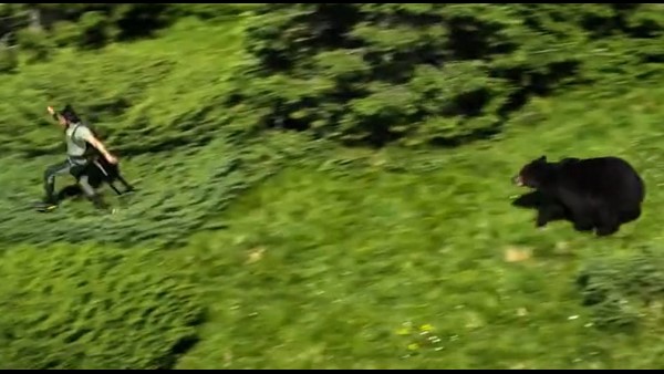 ಕಾಡಿನಲ್ಲಿ ಕರಡಿಯ ಕೆಣಕಿದ ರಣ್ವೀರ್