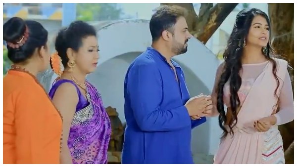 ಚಂದ್ರಕಾಂತ್ ಅನ್ನು ಪ್ರಶ್ನೆ ಮಾಡುವ ಊರ್ಮಿಳಾ