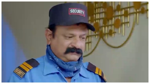 ಅಮ್ಮೂ ಮಾತಿಗೆ ತಲೆ ಬಗ್ಗಿಸಿದ ಅಪ್ಪ ಅಮ್ಮೂ ಮಾತಿಗೆ ತಲೆ ಬಗ್ಗಿಸಿದ ಅಪ್ಪ