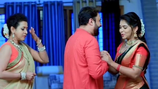 ಕ್ಷಮೆ ಕೇಳುವ ಕಮಲಿ