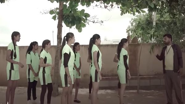 ದೊಡ್ಡ ಮಾತು ಮಾತನಾಡುವ ಸುಮಾ