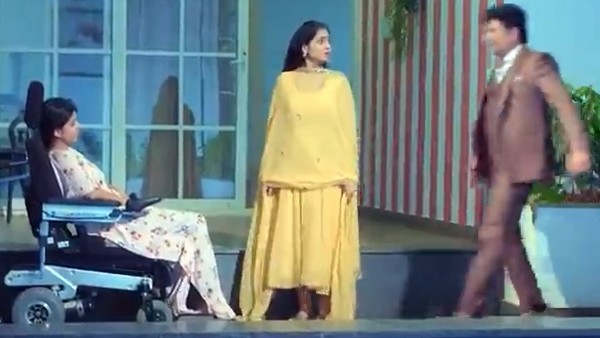 ಅಡಗಿಕೊಳ್ಳುವ ದೇವ್