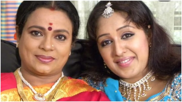 ಬಡ್ಡಿ ಬಂಗಾರಮ್ಮನನ್ನು ಕಂಡರೆ ಇಷ್ಟ ಬಡ್ಡಿ ಬಂಗಾರಮ್ಮನನ್ನು ಕಂಡರೆ ಇಷ್ಟ