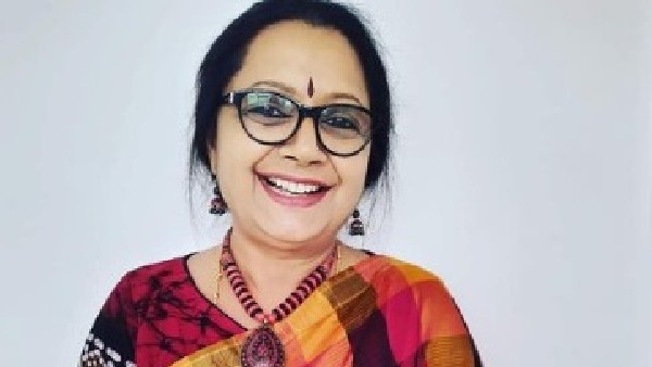 ವಿದ್ಯಾ ಮುರ್ತಿ ಲೇಖಕಿ ಸಹ