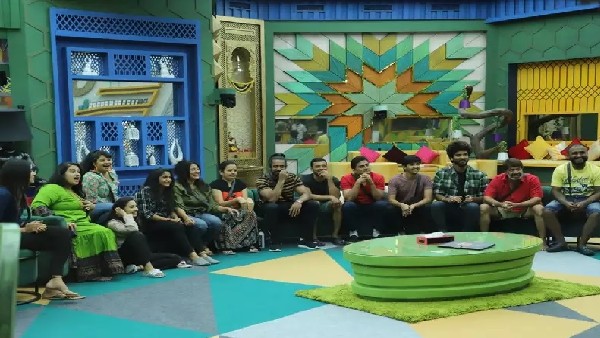 ಮನೆಯೊಳಗೆ ಎಲ್ಲರೂ ಸಮಾನರೇ