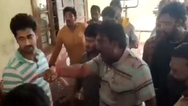 ಇದೊಂದು ಸಣ್ಣ ಘಟನೆ- ಚಂದನ್ ಇದೊಂದು ಸಣ್ಣ ಘಟನೆ- ಚಂದನ್