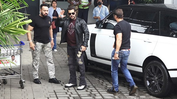 ಸಲ್ಮಾನ್ ಖಾನ್‌ಗೆ ಬಂದೂಕು ಪರವಾನಗಿ