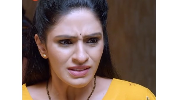 ಏಜೆ ಮಲಗುವುದನ್ನು ಕಾಯುತ್ತಿದ್ದ ಸೊಸೆಯಂದಿರು