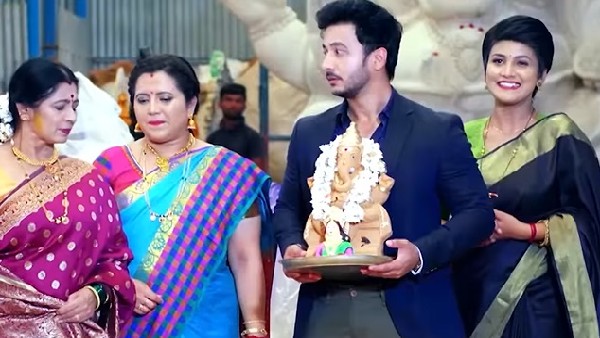 ಸತ್ಯ ಗೆಳೆಯನ ಮೇಲೆ ಕಾರ್ತಿಕ್ ತಂಗಿ ಕಣ್ಣು ಸತ್ಯ ಗೆಳೆಯನ ಮೇಲೆ ಕಾರ್ತಿಕ್ ತಂಗಿ ಕಣ್ಣು