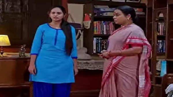 ಬಂಗಾರಮ್ಮನ ಬಳಿ ಕ್ಷಮೆ ಕೇಳಿದ ಪುಟ್ಟಕ್ಕ ಬಂಗಾರಮ್ಮನ ಬಳಿ ಕ್ಷಮೆ ಕೇಳಿದ ಪುಟ್ಟಕ್ಕ