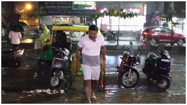 ಆಟೋದಲ್ಲಿ ಬಾರ್‌ಗೆ ಬಂದ ಡಾಲಿ 