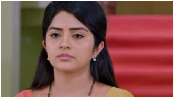 ದೇವರಿಗೆ ಆರತಿ ಬೆಳಗಿದ ಅನು 