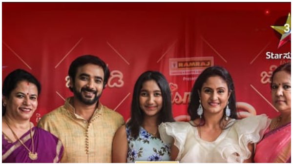 ಸ್ವಪ್ನಾ ಕಡೆಯಿಂದ ಯಾರೆಲ್ಲಾ ಬಂದಿದ್ದಾರೆ? 