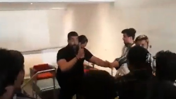 ಇದು ಅತೀರೇಖ ಎಂದ ನೆಟ್ಟಿಗರು