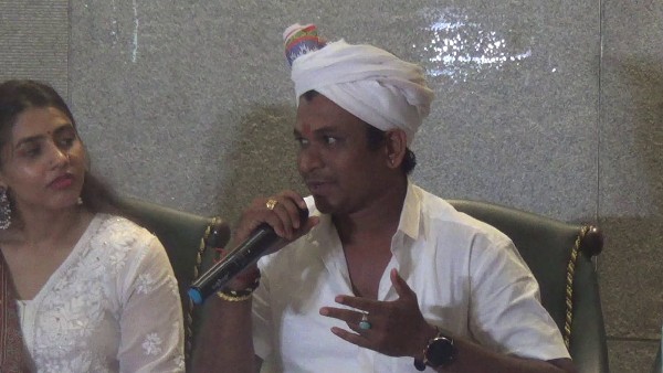 ಸೂಕ್ಷ್ಮ ವಿಚಾರ ಹೊಂದಿರುವ ಕತೆ: ದೈವನರ್ತಕ ಮುಖೇಶ್ ಸೂಕ್ಷ್ಮ ವಿಚಾರ ಹೊಂದಿರುವ ಕತೆ: ದೈವನರ್ತಕ ಮುಖೇಶ್