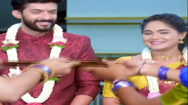 ಅರುಂಧತಿ ಮಾತಿಗೆ ಬಗ್ಗುತ್ತಾನ ಪ್ರೀತು ಅರುಂಧತಿ ಮಾತಿಗೆ ಬಗ್ಗುತ್ತಾನ ಪ್ರೀತು