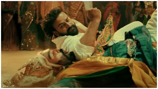 ಪದೇ ಪದೇ ತೊಂದರೆ ಕೊಡುತ್ತಿದ್ದಾರೆ 