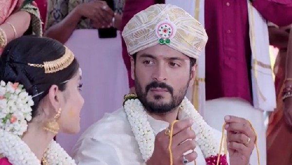 ಜಲ್ಲಿ ಕೈನಲ್ಲಿ ರಾಹುಲ್ ಭವಿಷ್ಯ 