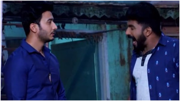 ಗ್ಯಾರೇಜ್‌ನಲ್ಲಿ ಬಾಲ 