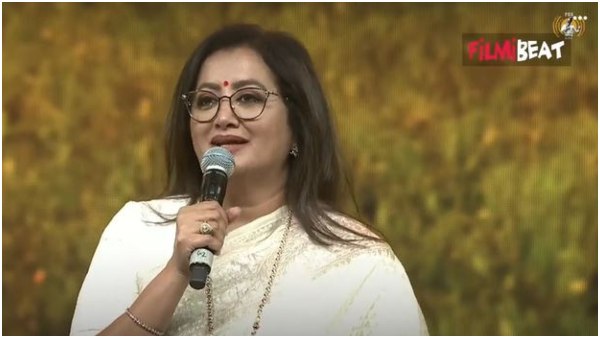 ಪುನೀತ್ ನೆನೆದು ಸುಮಲತಾ ಎಮೋಷನಲ್ ಪುನೀತ್ ನೆನೆದು ಸುಮಲತಾ ಎಮೋಷನಲ್