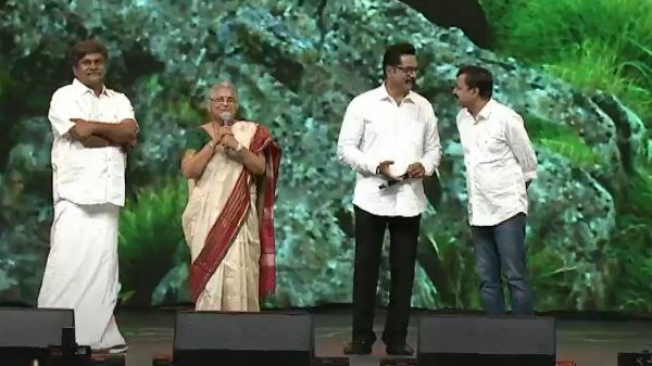 ಕೊಲಂಬೊ ವಿಮಾನ ನಿಲ್ದಾಣದಲ್ಲಿ ನಮಸ್ಕರಿಸಿದ್ದರು ಅಪ್ಪು ಕೊಲಂಬೊ ವಿಮಾನ ನಿಲ್ದಾಣದಲ್ಲಿ ನಮಸ್ಕರಿಸಿದ್ದರು ಅಪ್ಪು