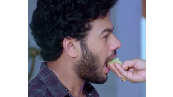 ಮಗನ ಮೇಲೆ ಕೈ ಮಾಡಲು ಮುಂದಾದ ರಘು