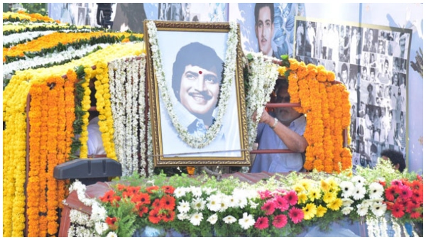 ಅಂತಿಮ ಯಾತ್ರೆಯಲ್ಲಿ ಅಭಿಮಾನಿಗಳು ಭಾಗಿ 