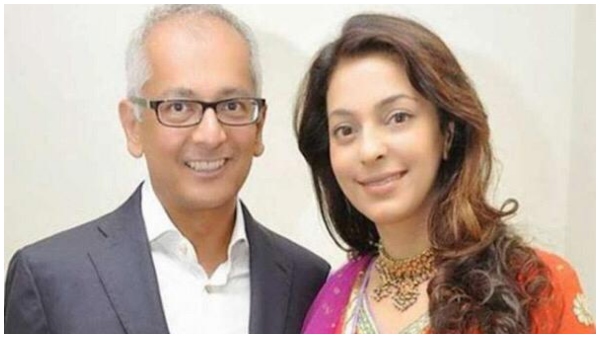 ಐಷಾರಾಮಿ ಬಂಗಲೆ, ಕಾರುಗಳು 