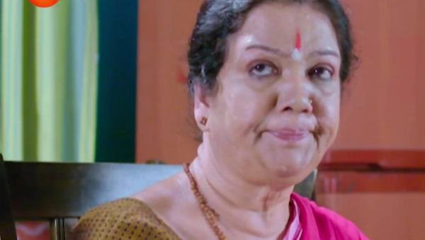 ಇಲ್ಲೇ ಇರುತ್ತೀನಿ ಎನ್ನುತ್ತಿರುವ ದಿವ್ಯಾ