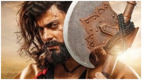 pakistani-actor-fahad-mustafa-express-his-love-for-bollywood-star-govinda-at-filmfare-middle-east-ac pakistani-actor-fahad-mustafa-express-his-love-for-bollywood-star-govinda-at-filmfare-middle-east-ac