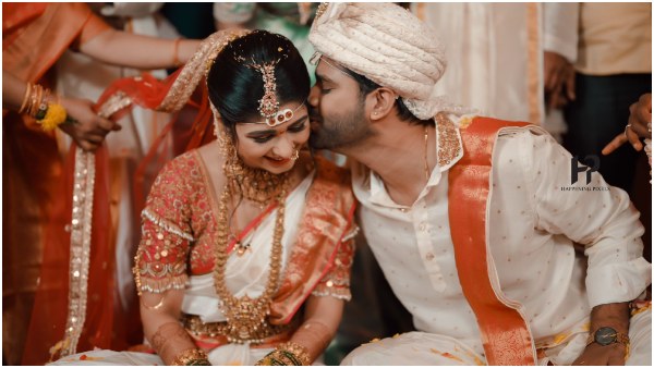 ಹಣೆಗೆ ಮುತ್ತಿಕ್ಕಿದ ಯಶಸ್ 