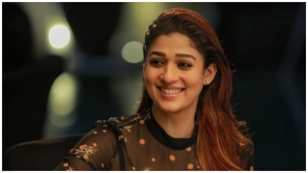 ಕೆಲಸದಾಕೆಗೆ ಚಿನ್ನದ ಬಳೆ ಕೊಟ್ಟ ಬೀಗರು 